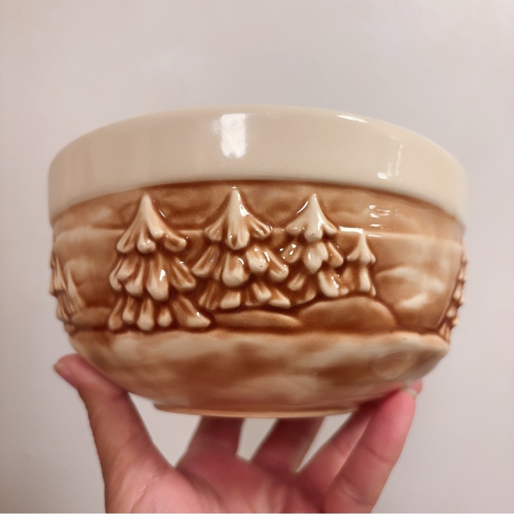 1 THT Designs Over The River 3D set nesting bowl 2006 6.25"